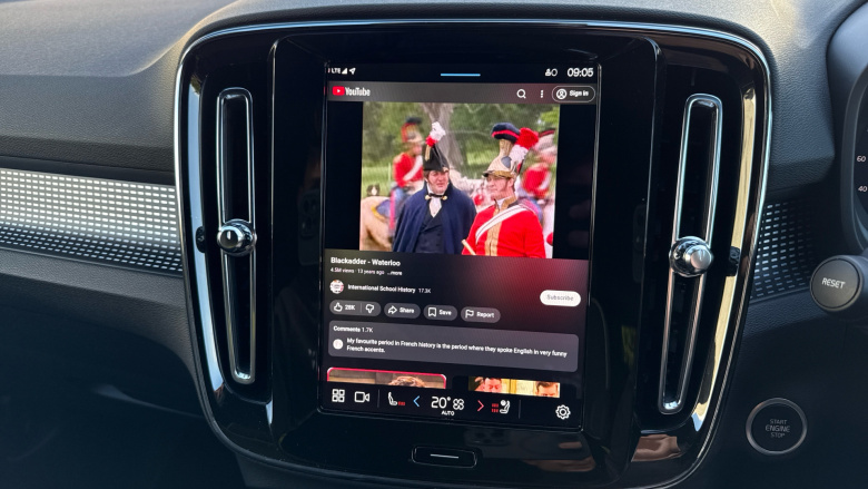 Volvo XC40 2.0 B3P Plus Dark 5dr Auto Petrol Estate